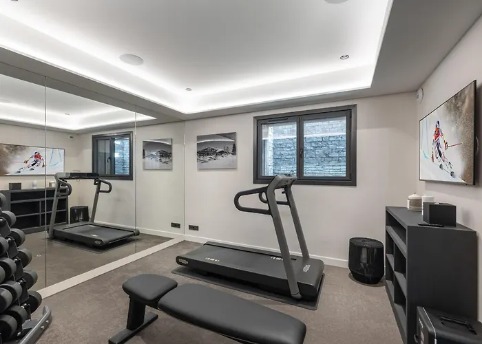 D'exception A Avec Piscine Et Cinema - Fr-1-569-194 *